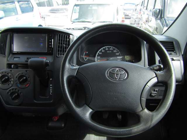 Toyota Town Ace Van 5
