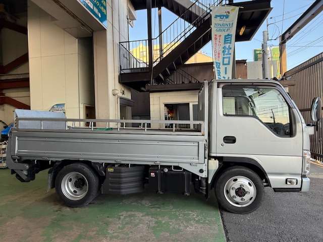 Isuzu Elf 11