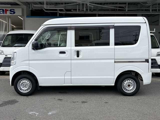 Nissan NV100 Clipper 12