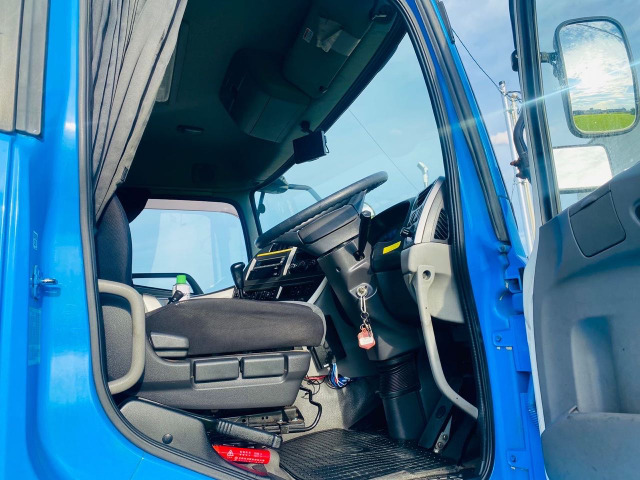 UD Trucks Quon 9