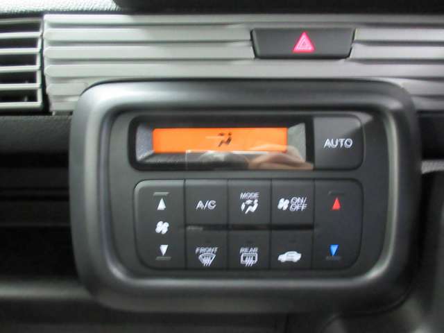 Honda N-VAN 9