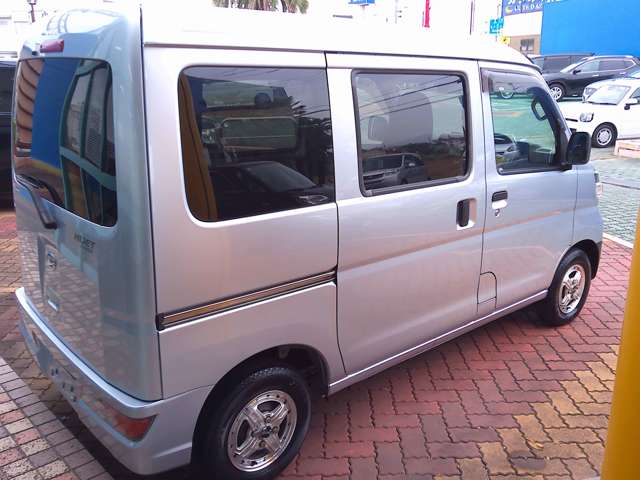 Daihatsu Hijet Cargo 9