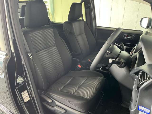 Toyota Voxy 9