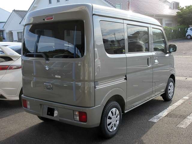 Suzuki Every 7
