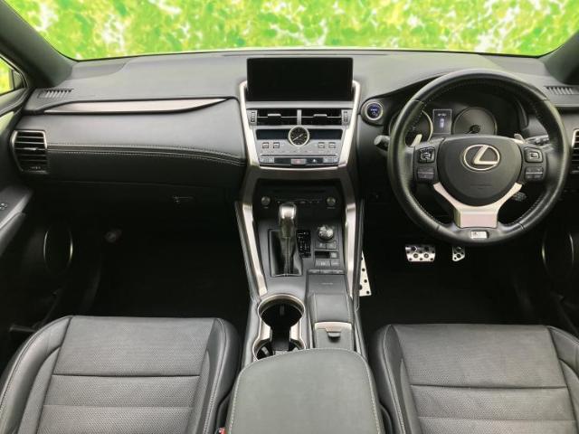 Lexus NX 8
