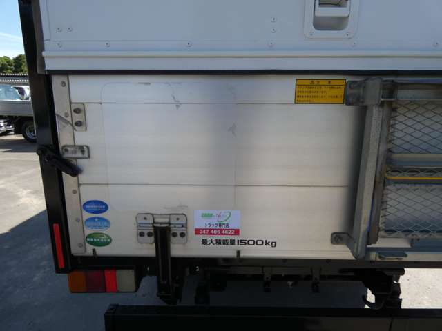 Isuzu Elf 8