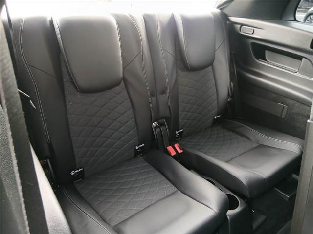 Mercedes-Benz GLB 9