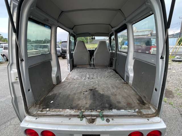 Mitsubishi Minicab Van 10