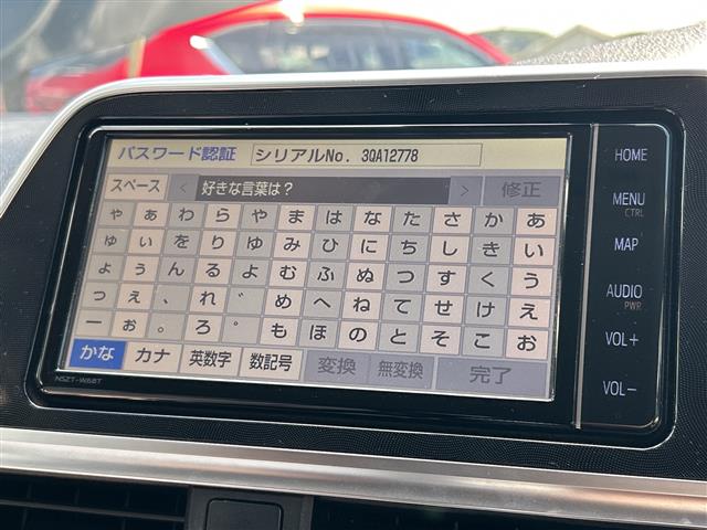 Toyota Sienta 4