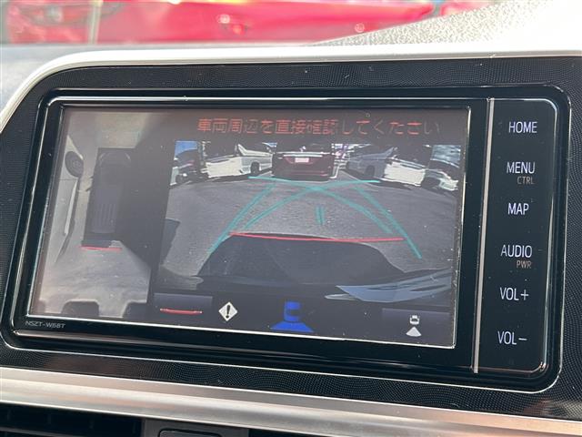 Toyota Sienta 5