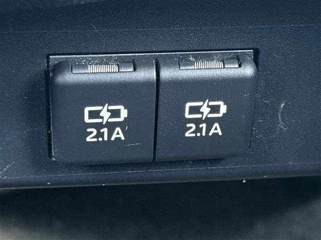 Toyota Sienta 8