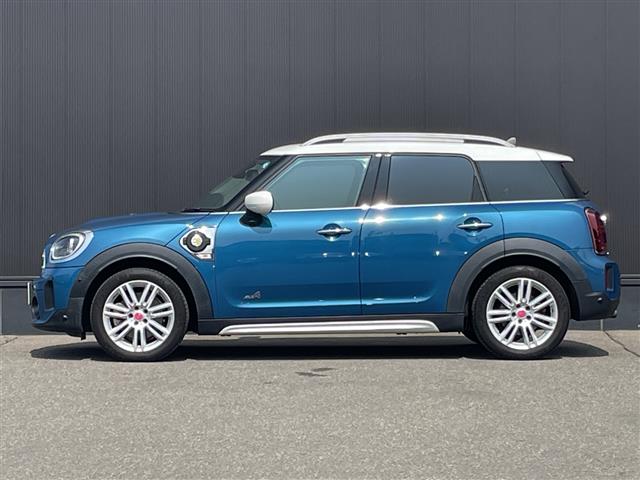 MINI Crossover 11