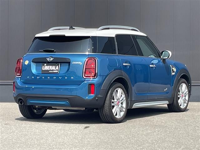 MINI Crossover 7
