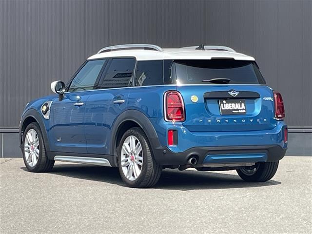 MINI Crossover 8