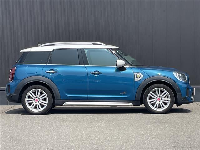 MINI Crossover 10