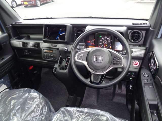 Honda N-VAN 4