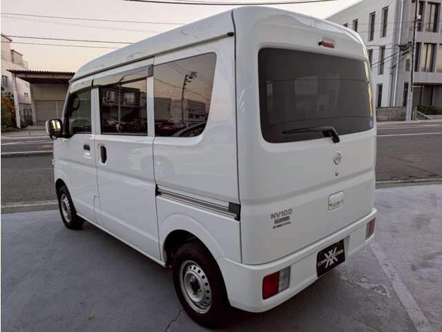 Nissan NV100 Clipper 4