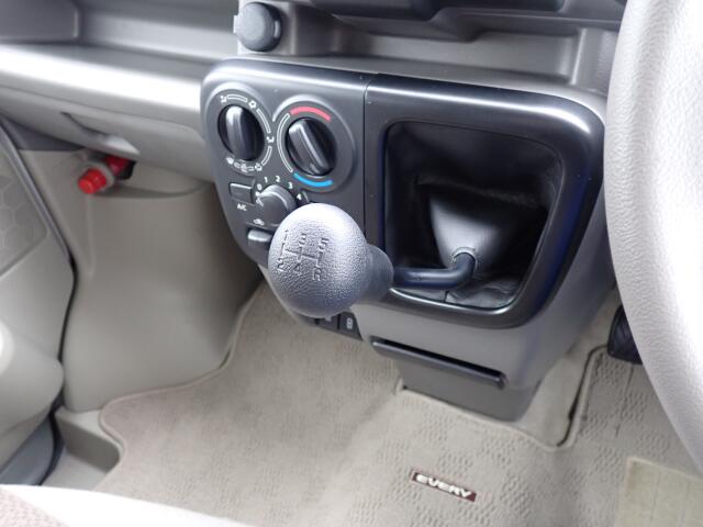 Suzuki Every 11