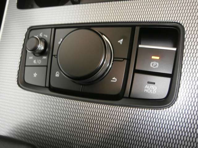 Mazda CX-80 12