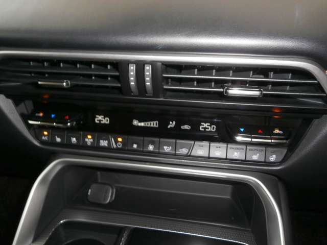 Mazda CX-80 5