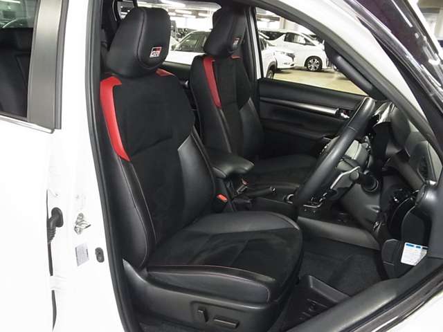 Toyota Hilux 12