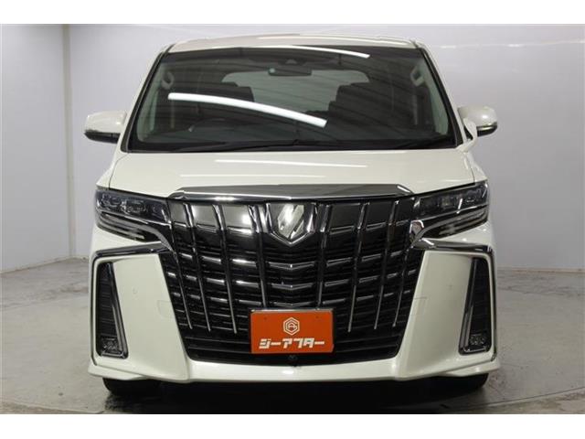 Toyota Alphard 3