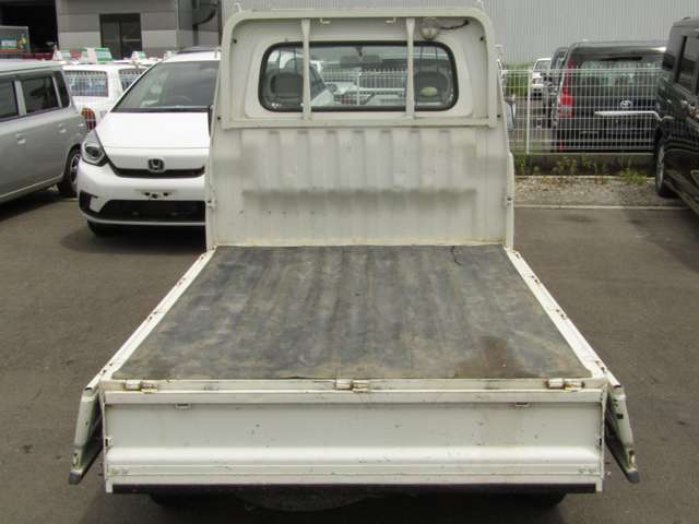 Daihatsu Hijet Truck 9