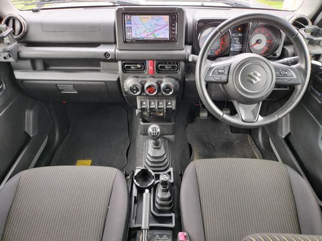 Suzuki Jimny 6