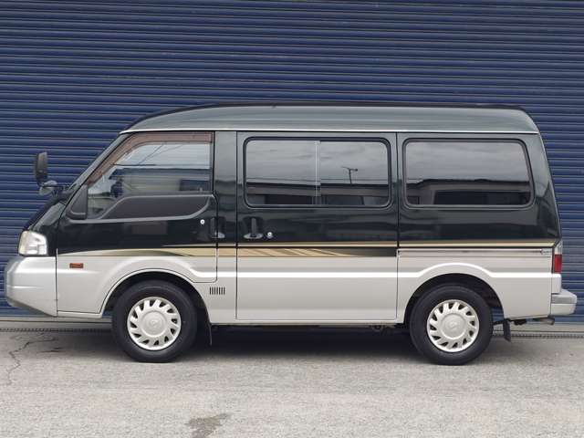 Nissan Vanette 2