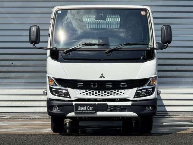 Mitsubishi Fuso Canter 2