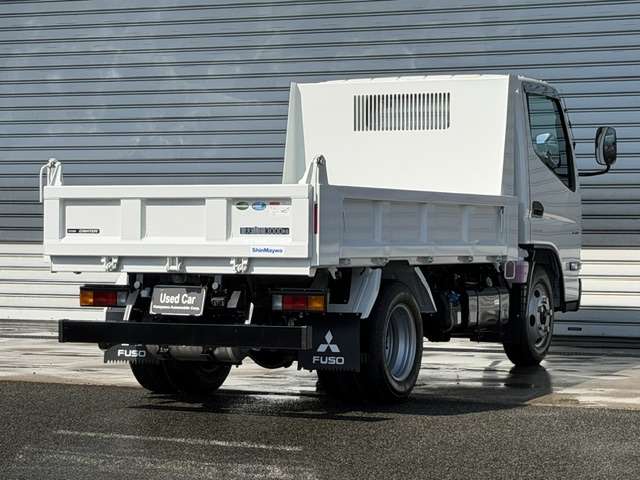 Mitsubishi Fuso Canter 8