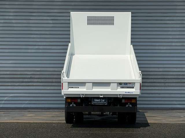Mitsubishi Fuso Canter 7