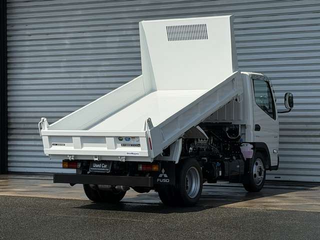 Mitsubishi Fuso Canter 8