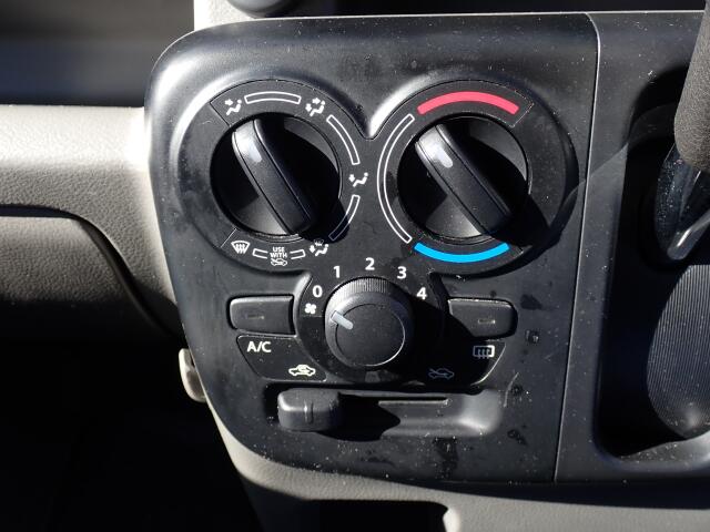 Suzuki Every 8