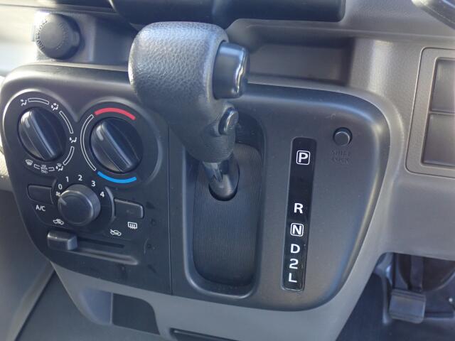 Suzuki Every 9