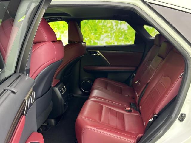 Lexus RX 9