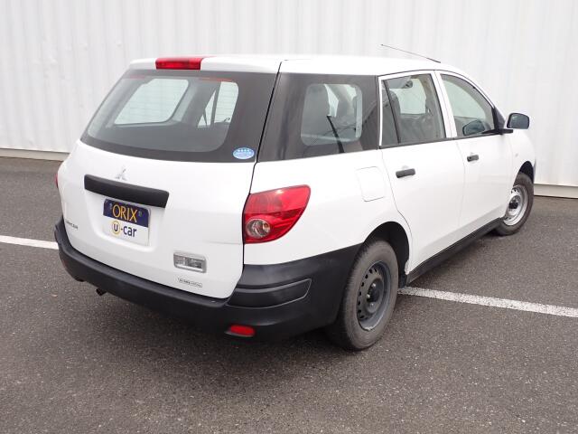 Mitsubishi ランサーカーゴ 6