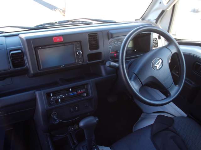 Daihatsu Hijet Truck 4