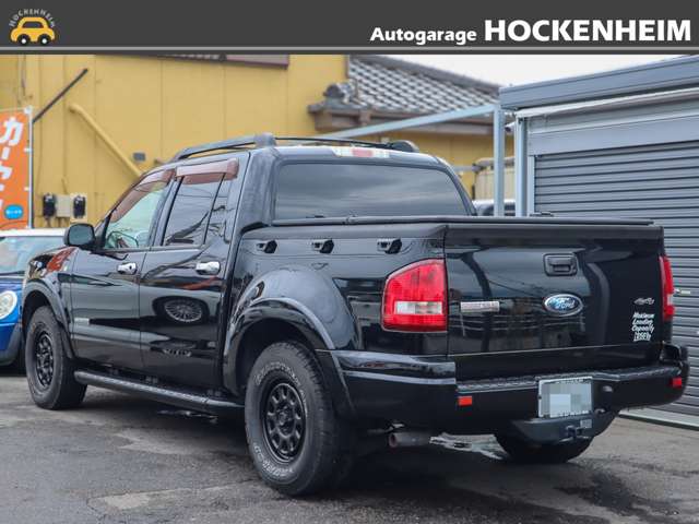 Ford Explorer Sport Trac 4