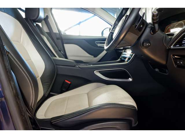 Jaguar F-Pace 7