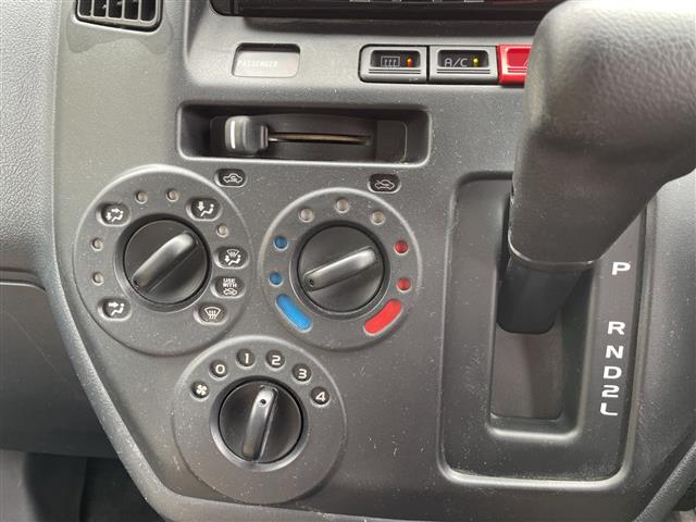 Toyota Light Ace Van 6