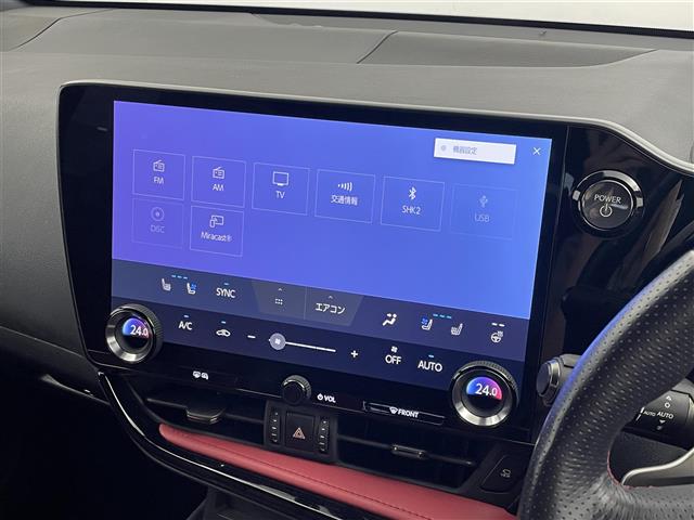 Lexus NX 11