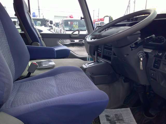 Toyota Coaster 12