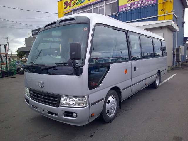 Toyota Coaster 3