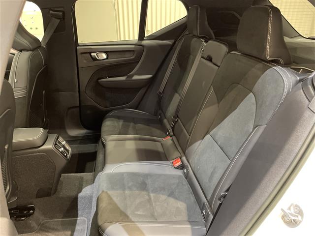 Volvo XC40 6