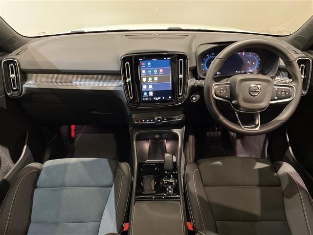 Volvo XC40 9