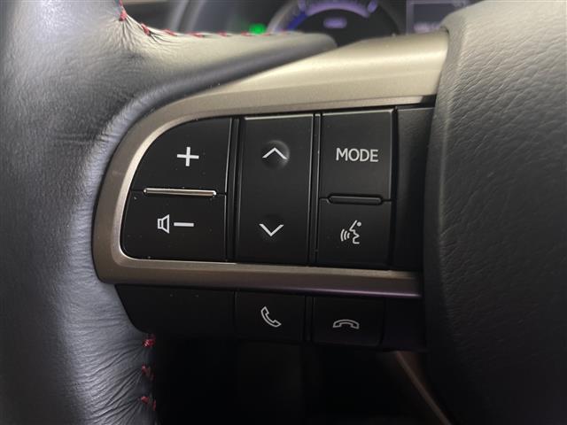 Lexus RX 9