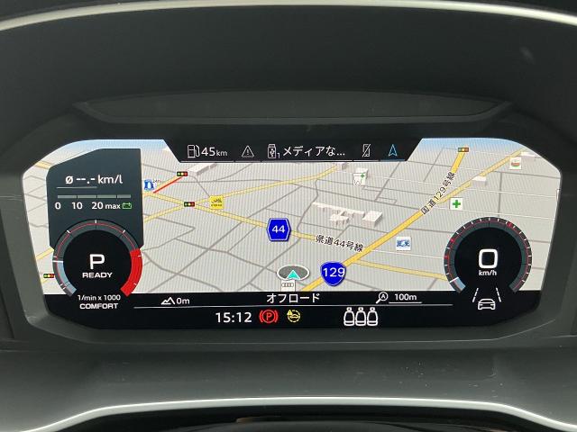 Audi Q3 4