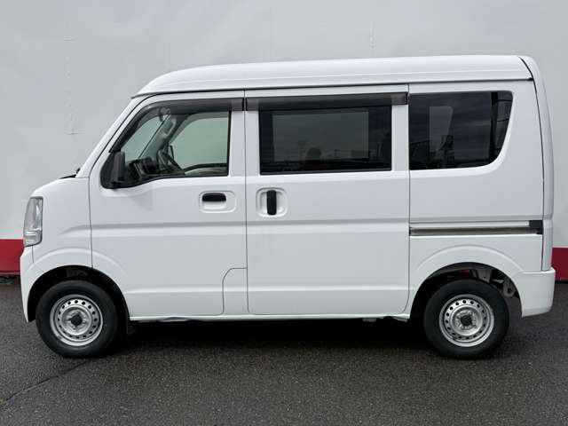Nissan NV100 Clipper 11