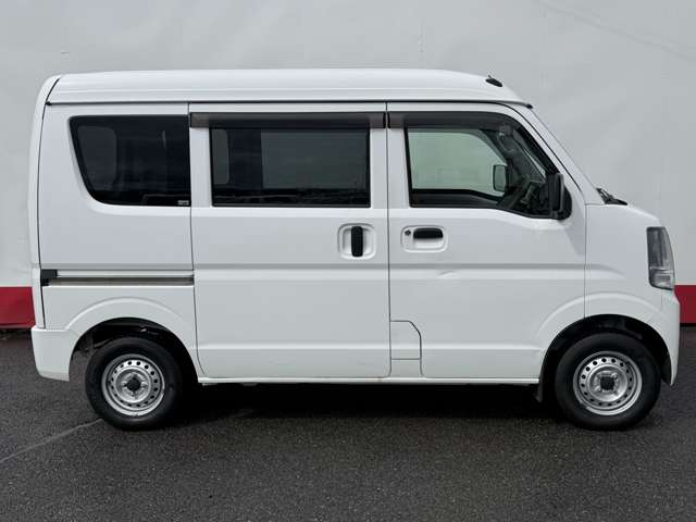 Nissan NV100 Clipper 9